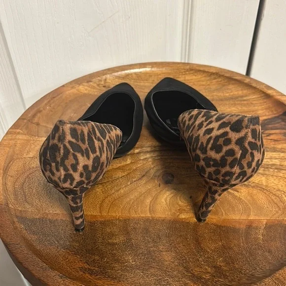 Bandolino Black and Brown Heels with Animal Print - Picture 5 of 7